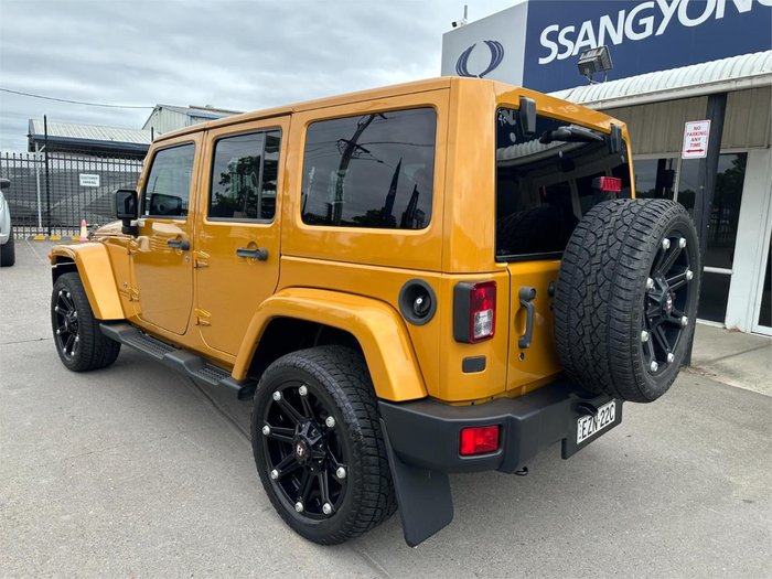 2013 Jeep Wrangler Unlimited Overland