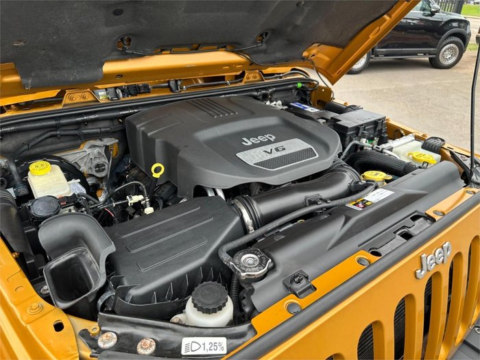 2013 Jeep Wrangler Unlimited Overland JK MY14 4X4 Crush