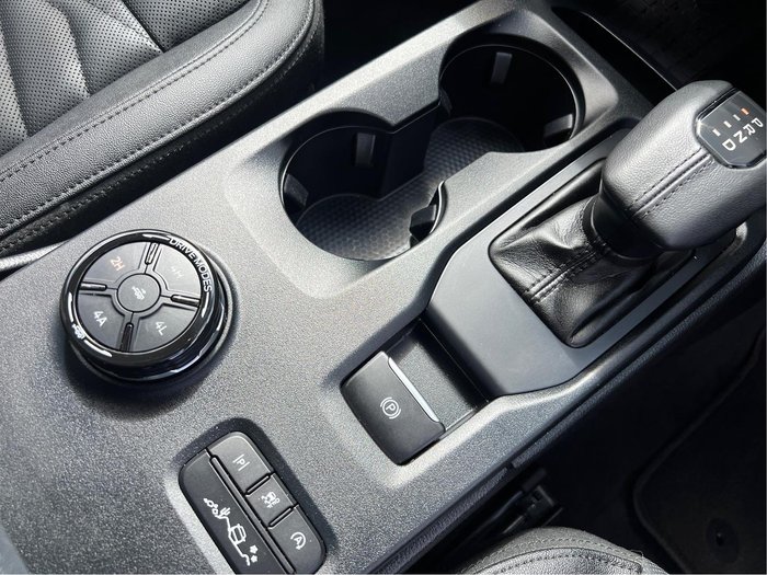 2025 Ford Everest Trend