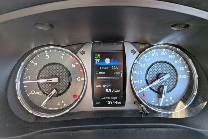 2021 Toyota Hilux SR