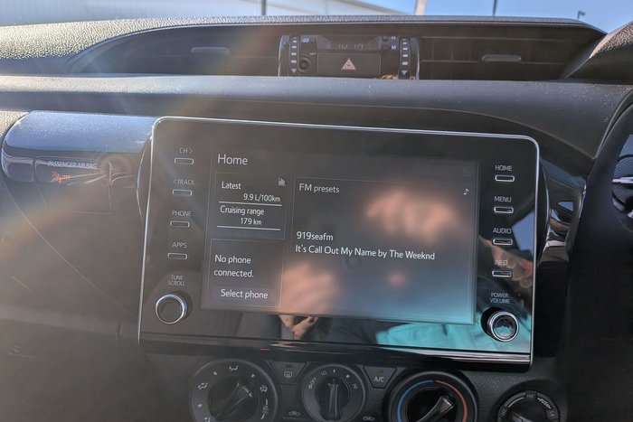 2021 Toyota Hilux SR
