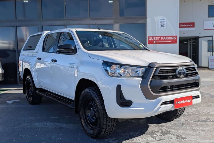 2021 Toyota Hilux SR