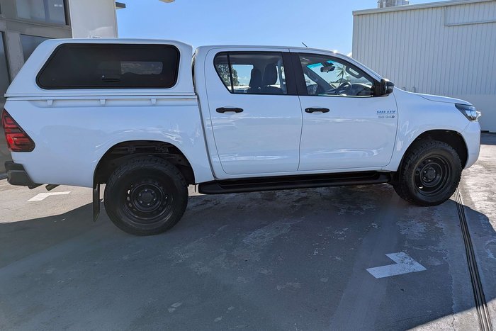 2021 Toyota Hilux SR