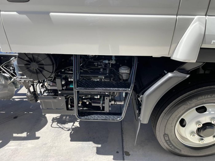 2025 Isuzu F Series FRR 110-240 AM C52