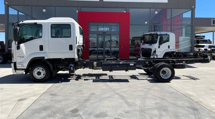 2025 Isuzu F Series
