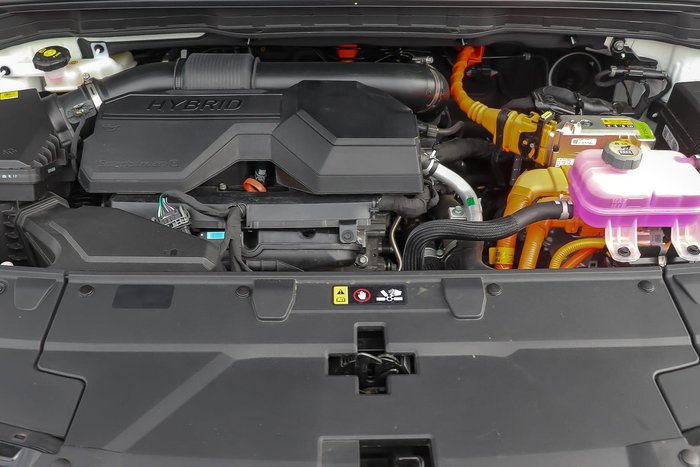 2024 Kia Carnival GT-Line HEV