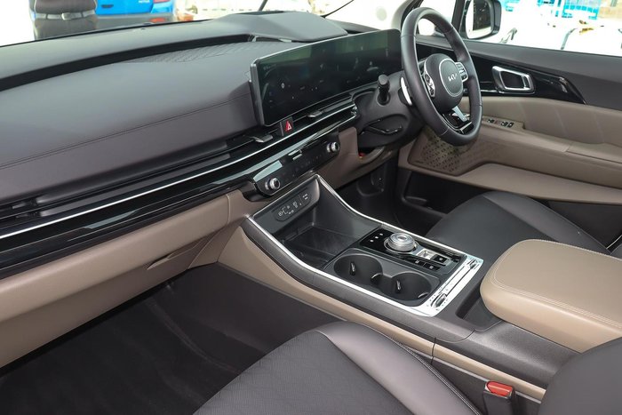 2024 Kia Carnival GT-Line HEV