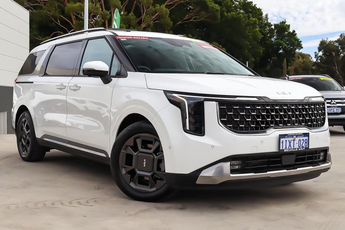 2024 Kia Carnival GT-Line HEV