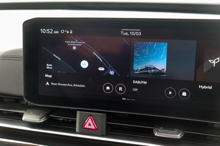 2024 Kia Carnival GT-Line HEV