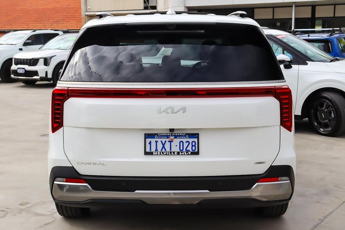 2024 Kia Carnival GT-Line HEV
