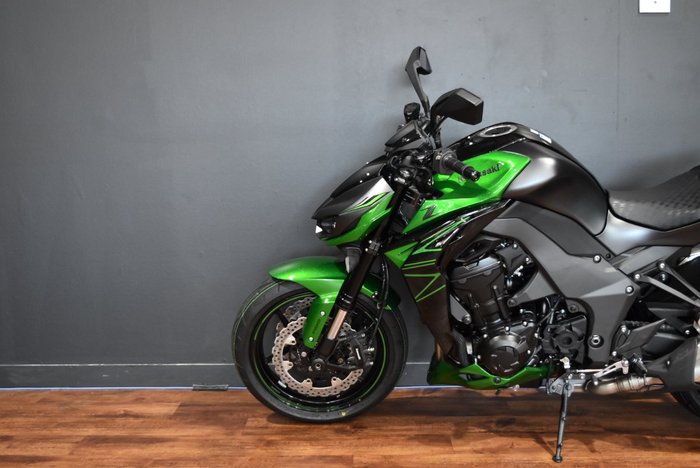 2025 Kawasaki Z1000 Green