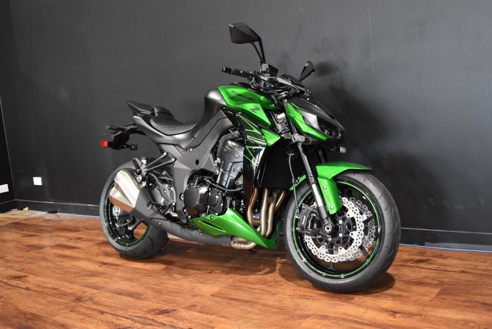 2025 Kawasaki Z1000 Green