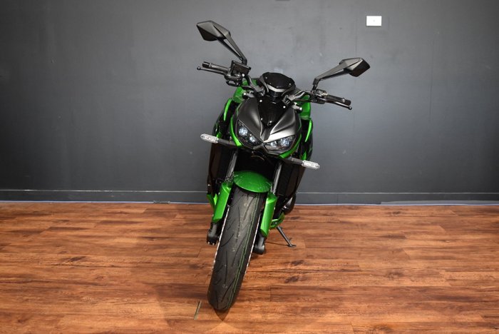 2025 Kawasaki Z1000 Green