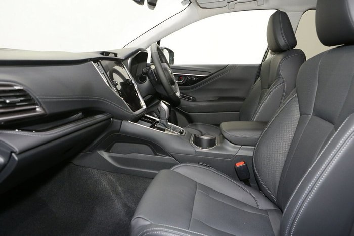 2025 Subaru Outback AWD Touring