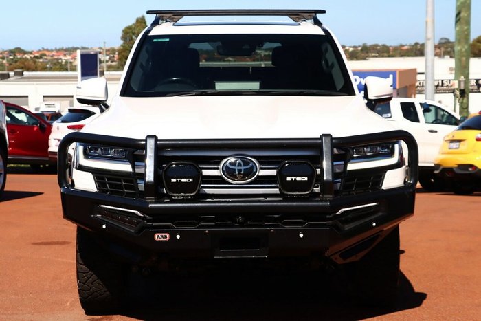 2022 Toyota Landcruiser VX