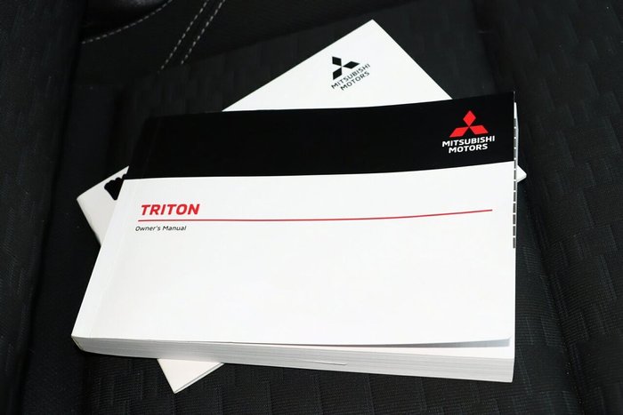 2025 Mitsubishi Triton GLX+
