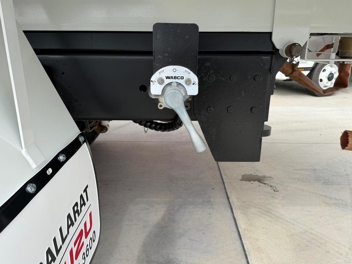 2014 Isuzu F Series FXD 1000