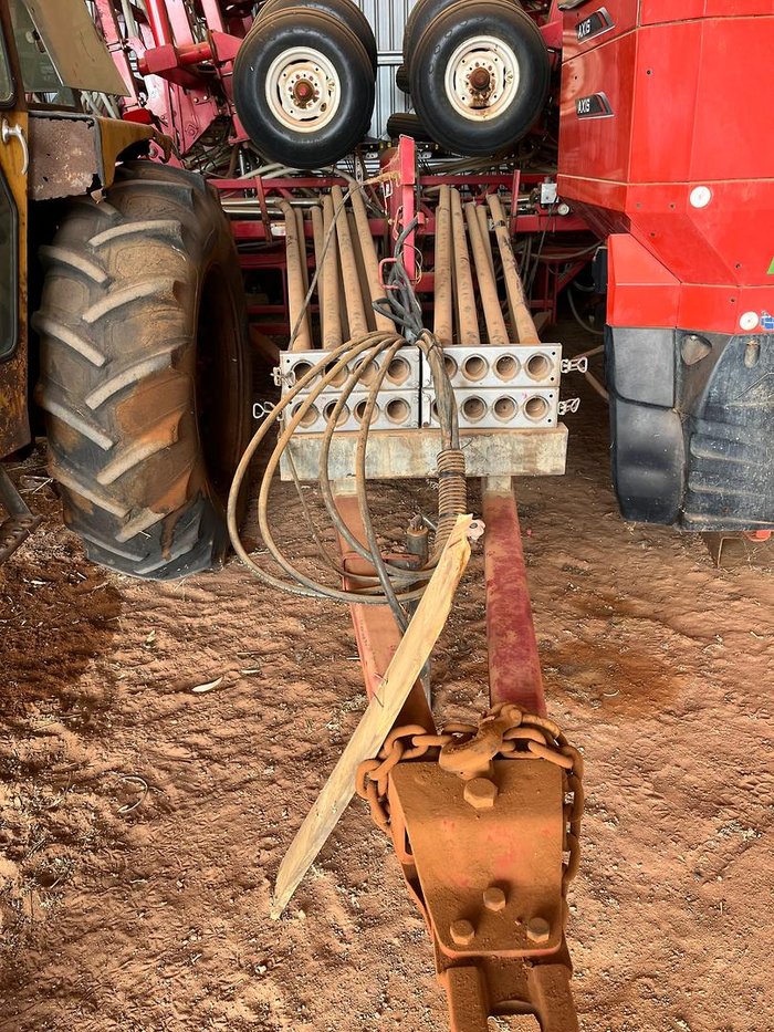 2015 Morris Contour C2 80Ft Air Seeder