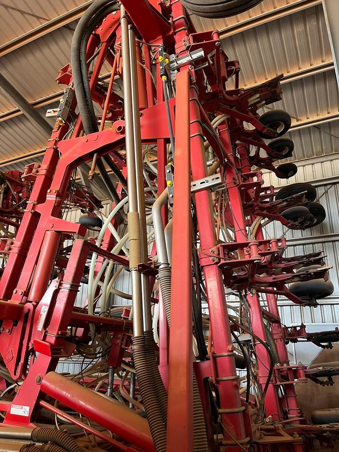 2015 Morris Contour C2 80Ft Air Seeder