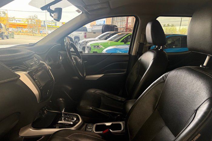 2018 Nissan Navara ST-X