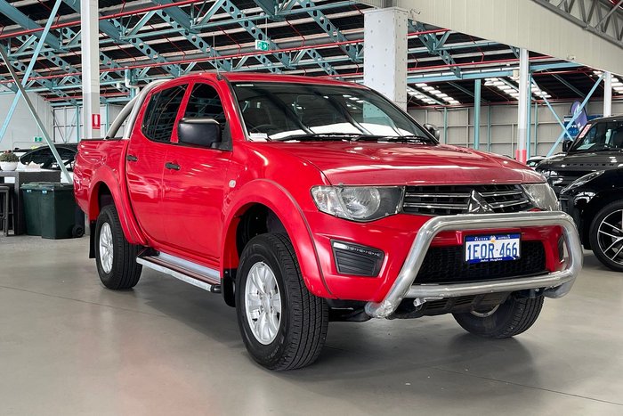 2014 Mitsubishi Triton GLX