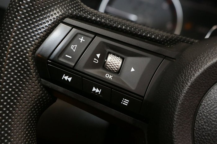 2024 Mitsubishi Triton GLX