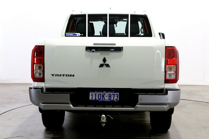 2024 Mitsubishi Triton GLX