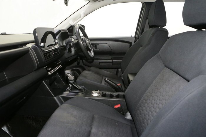 2024 Mitsubishi Triton GLX