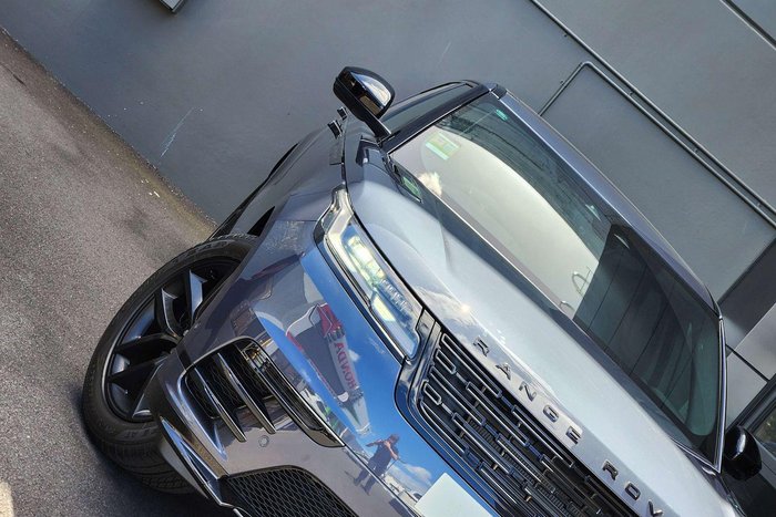2025 Land Rover Range Rover Velar