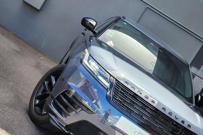 2025 Land Rover Range Rover Velar