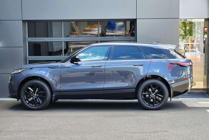 2025 Land Rover Range Rover Velar P250 Dynamic SE