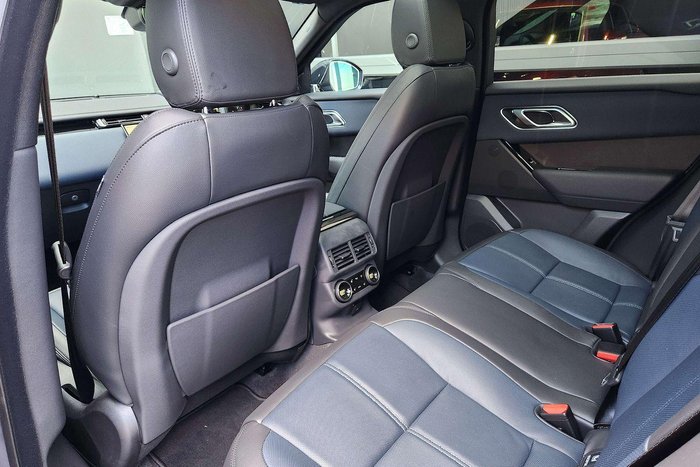 2025 Land Rover Range Rover Velar P250 Dynamic SE