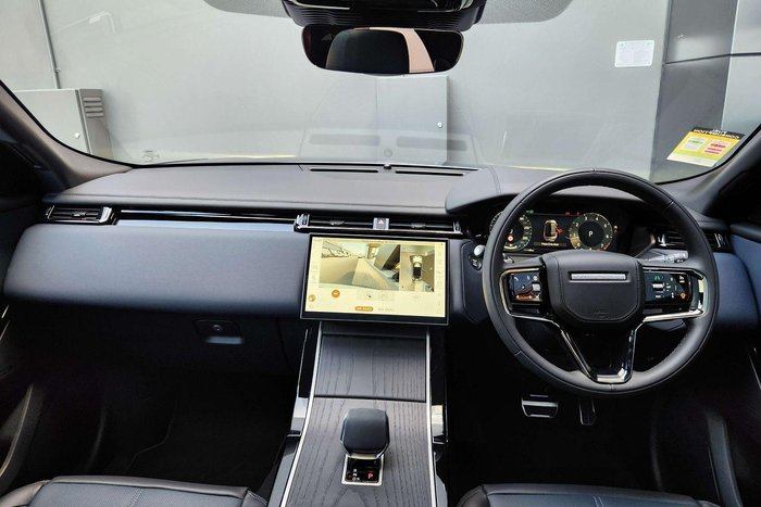 2025 Land Rover Range Rover Velar P250 Dynamic SE