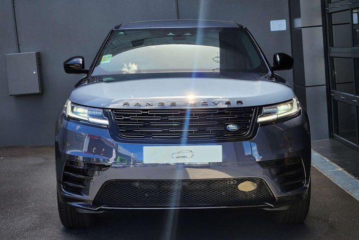 2025 Land Rover Range Rover Velar P250 Dynamic SE