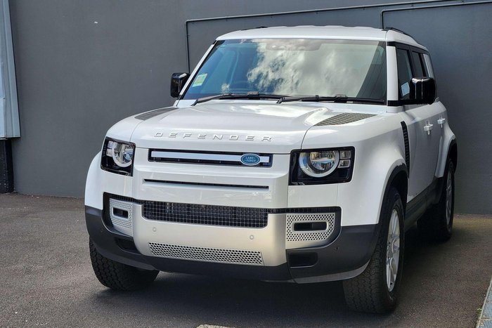 2025 Land Rover Defender 110 D250 S