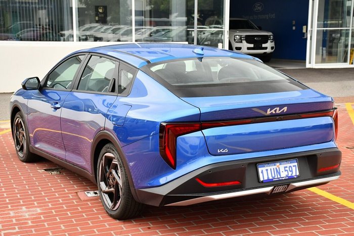 2025 Kia K4 Sport+