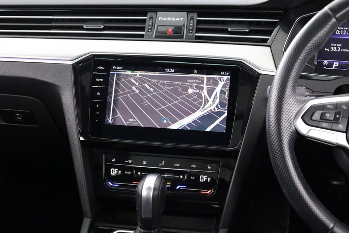 2023 Volkswagen Passat 206TSI R-Line