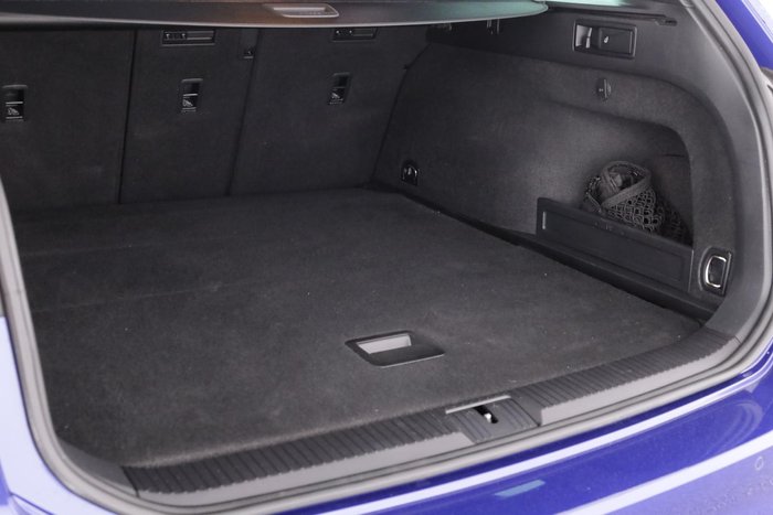 2023 Volkswagen Passat 206TSI R-Line