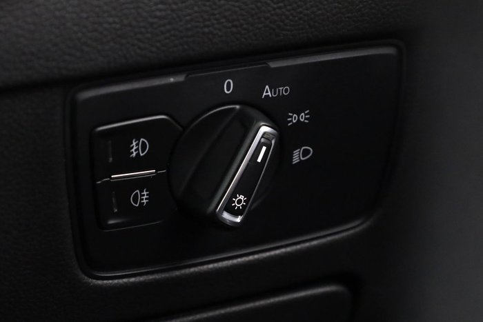 2023 Volkswagen Passat 206TSI R-Line