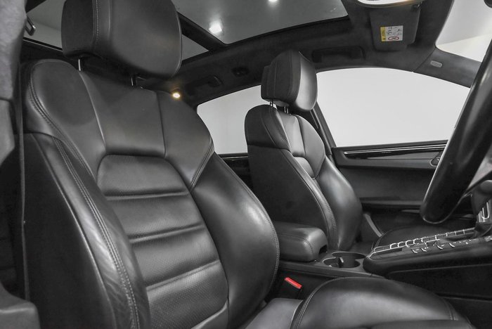 2014 Porsche Macan Turbo