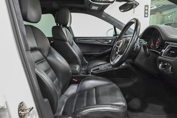 2014 Porsche Macan Turbo