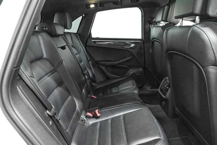2014 Porsche Macan Turbo