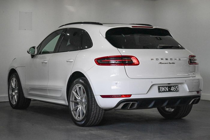 2014 Porsche Macan Turbo