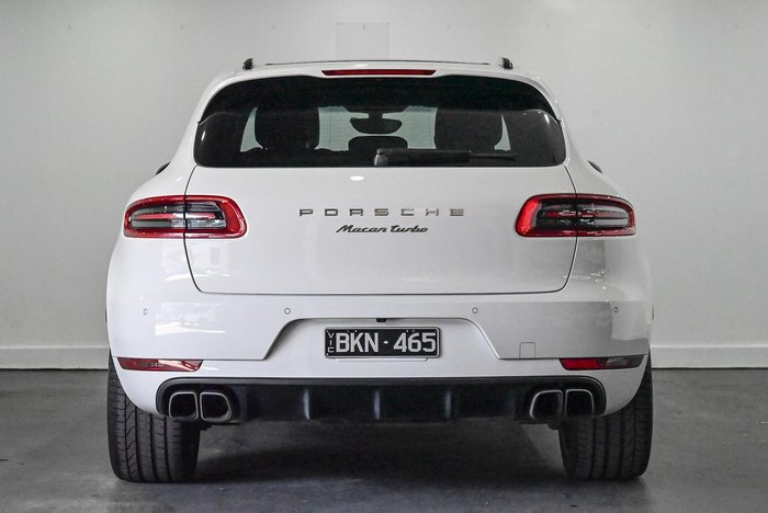 2014 Porsche Macan Turbo