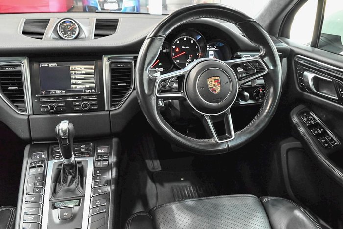 2014 Porsche Macan Turbo