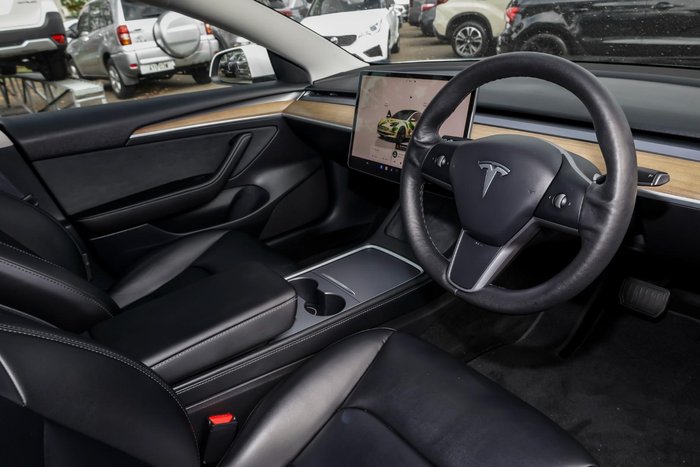 2022 Tesla Model 3 Rear-Wheel Drive