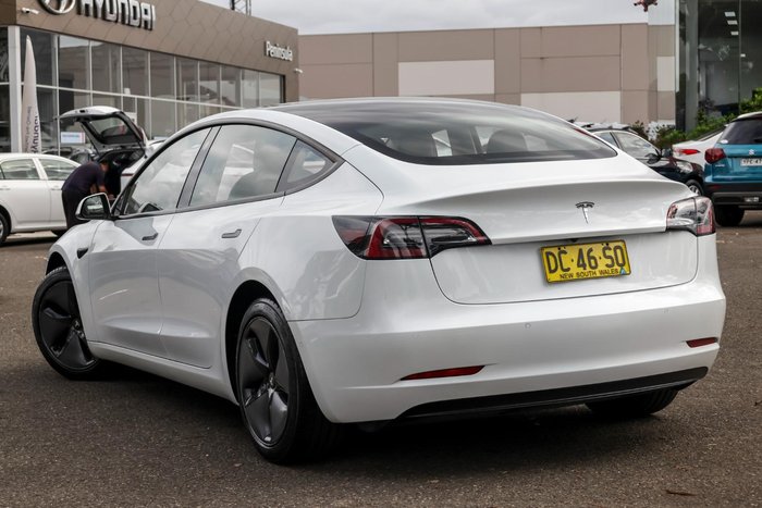 2022 Tesla Model 3 Rear-Wheel Drive