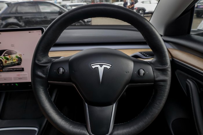 2022 Tesla Model 3 Rear-Wheel Drive