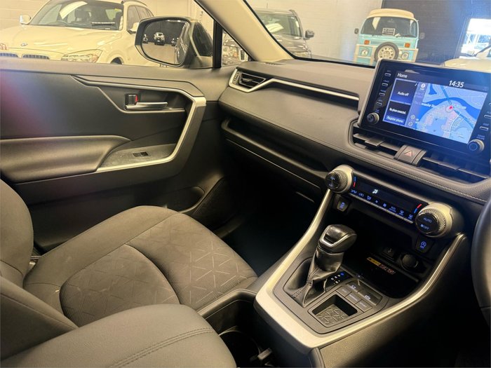 2022 Toyota RAV4 GXL