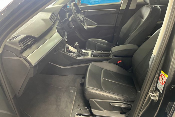 2024 Audi Q3 35 TFSI S line